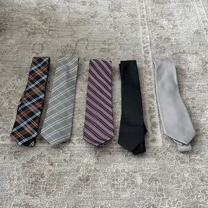 Banana Republic Factory Men's Tie Set - Plaid, Striped, Solid